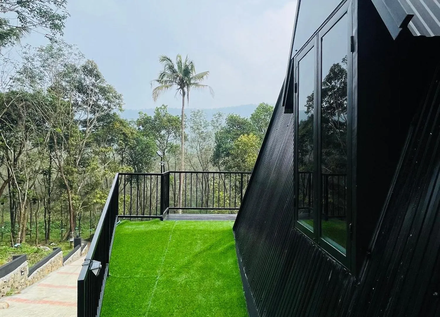 Zerahs Homestay - Independent Villa, Athirappilly