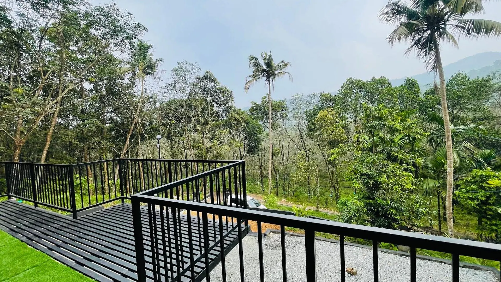 Zerahs Homestay - Independent Villa, Athirappilly