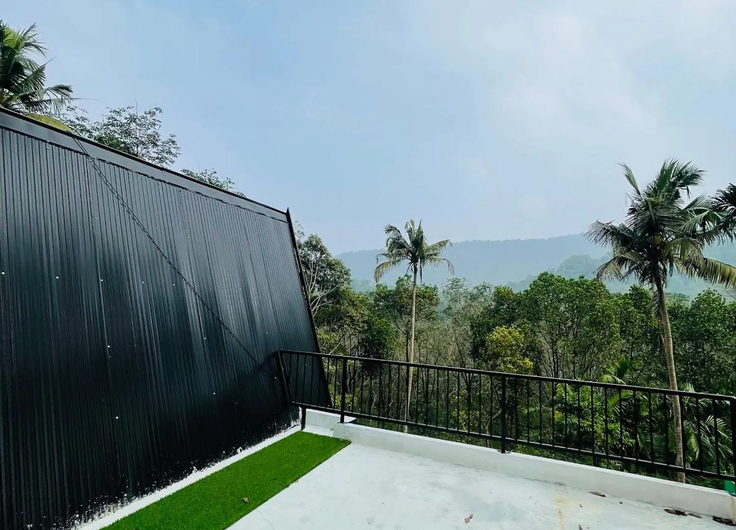 Zerahs Homestay - Independent Villa, Athirappilly